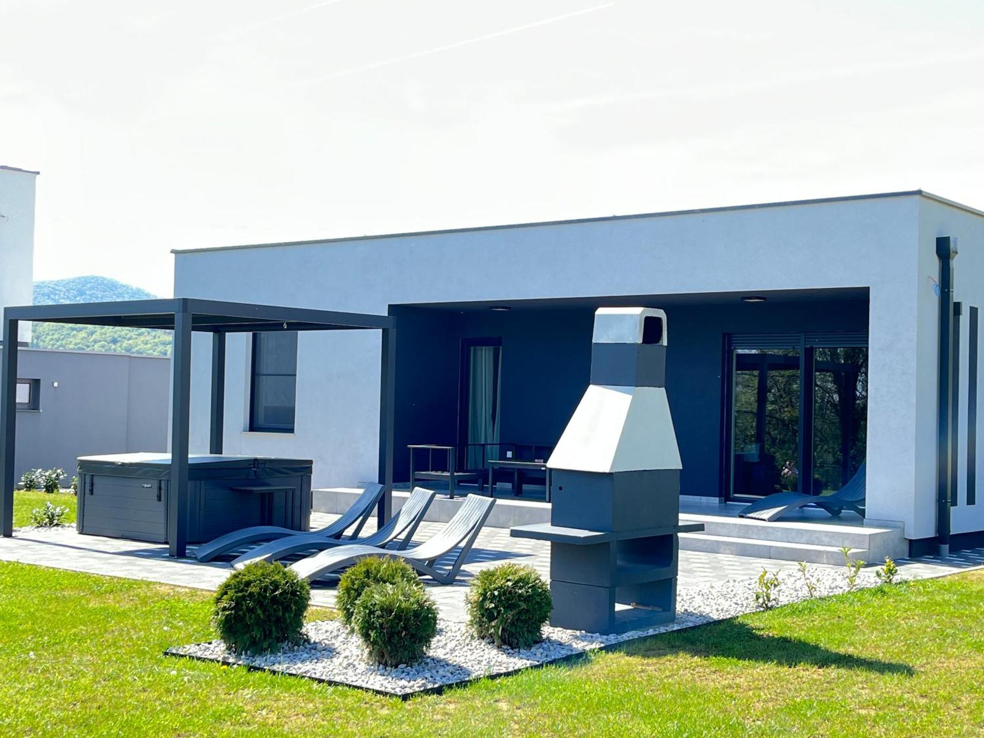 K Relax Place, Varazdinske Toplice, Modern Home With Sauna, Jacuzzi, Wifi Exterior foto
